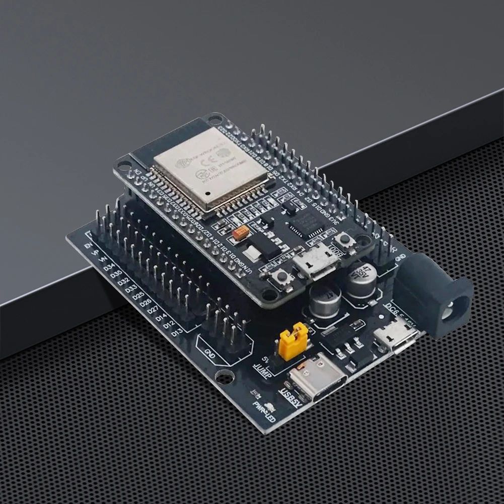 ESP32 DevKitC USB-C WiFi & Bluetooth Development Board (CH340C, Dual-Core, Ultra-Low Power)