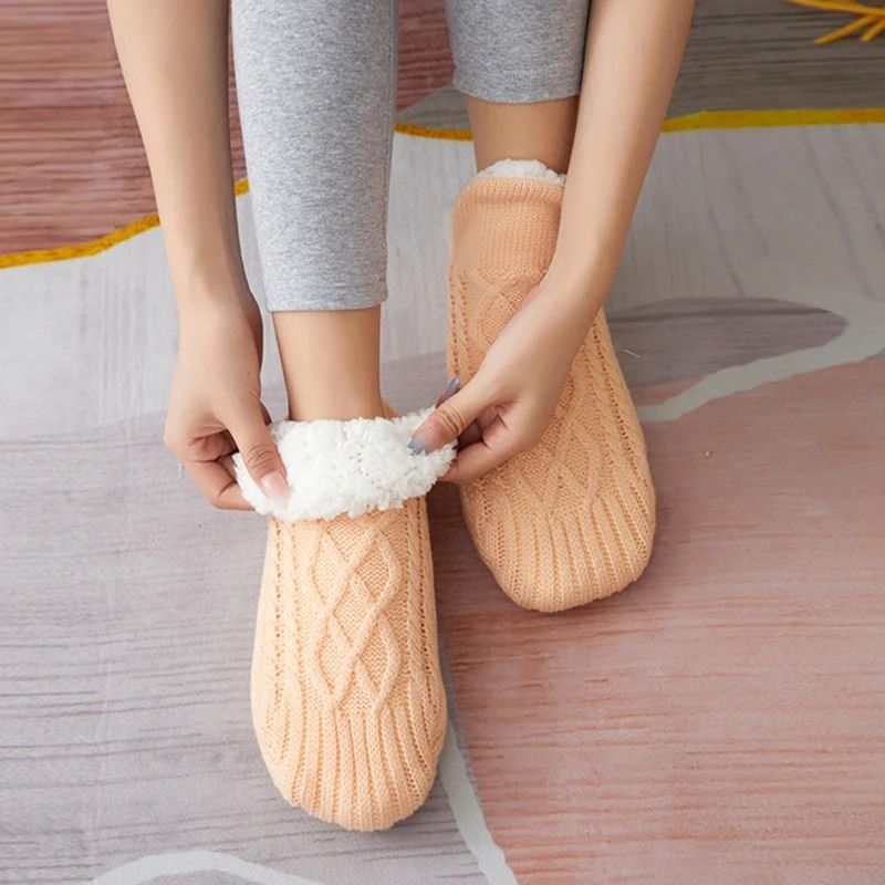 Mens Plush Thermal Slipper Socks with Non-Slip Grips
