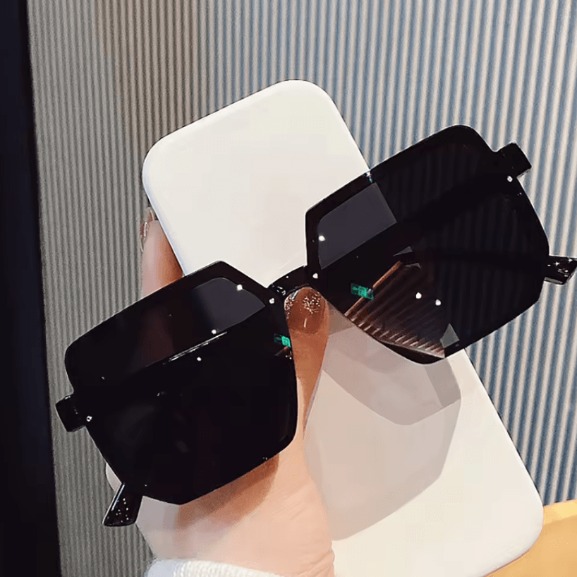 Retro Oversized Square Sunglasses – Vintage Polygon Frame UV Protection Shades for Men & Women