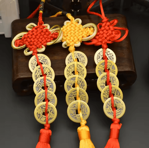 Chinese Knot Lucky Charm with Five Emperors Coins – Feng Shui Prosperity & Protection Decor