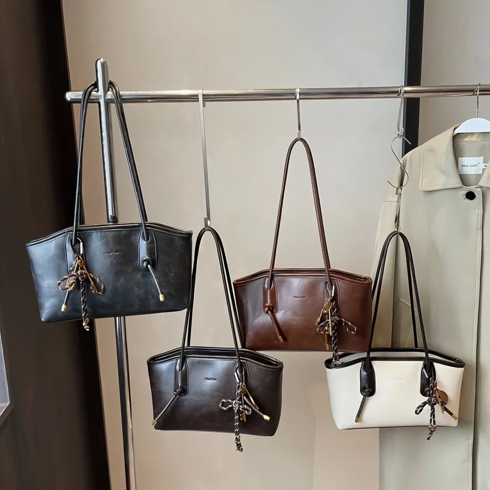 Luxury Vintage Womens Commuter Tote