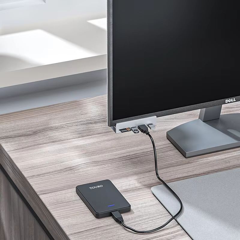 Aluminum Type-C 4-Port USB 3.0 Hub with Phone Holder & Memory Card Reader – Solid Multi-Device Dock