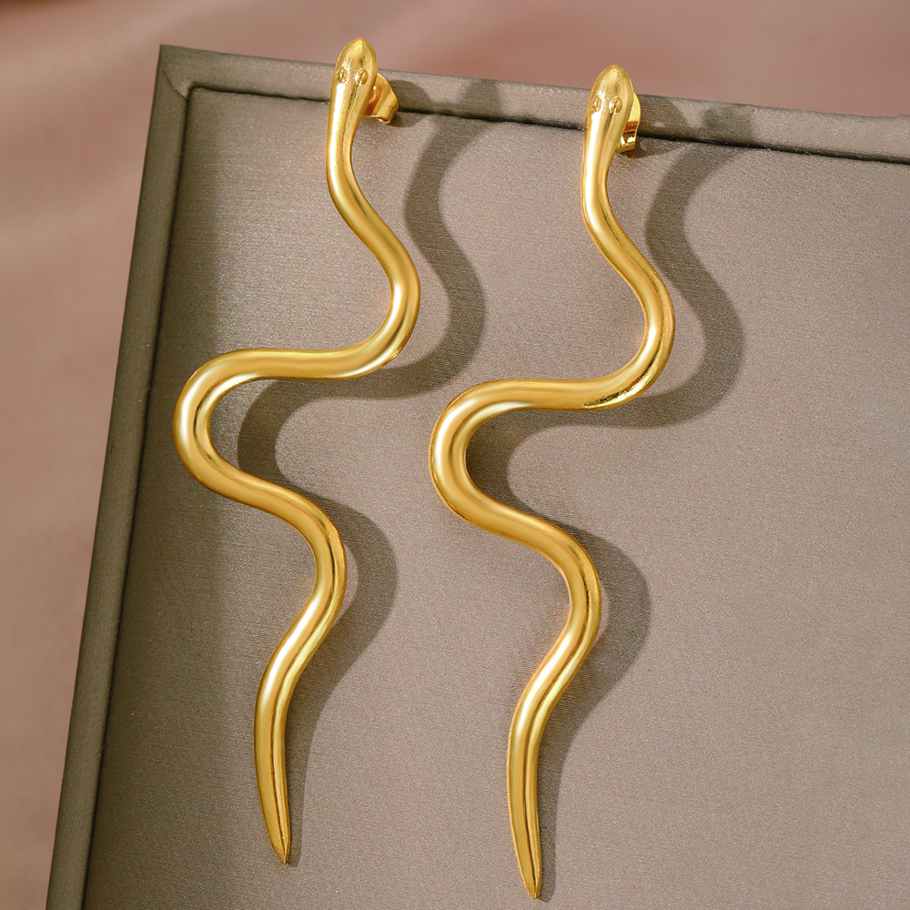 Europe Stainless Steel Earrings, Fine Snake Stud Earrings For Women, New Trending Jewelry Products, United States Design