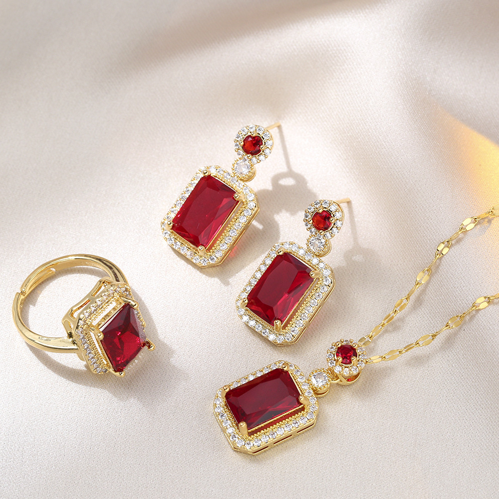 Emerald Perfume Bottle Jewelry Set: Luxury 3-Piece Necklace, Earrings & Ring for Women - Ideal Banquet & Wedding Gift