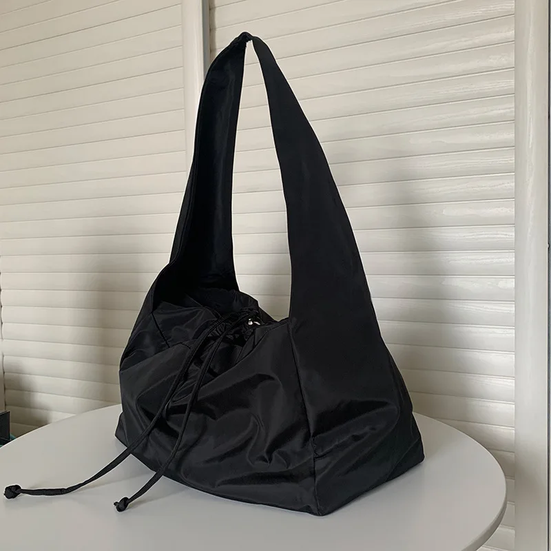 Luxury Designer Black Tote Bag, Women Bag New Nylon Bucket Fashion Solid Zipper, Soft Shoulder Bag Purses and Handbags