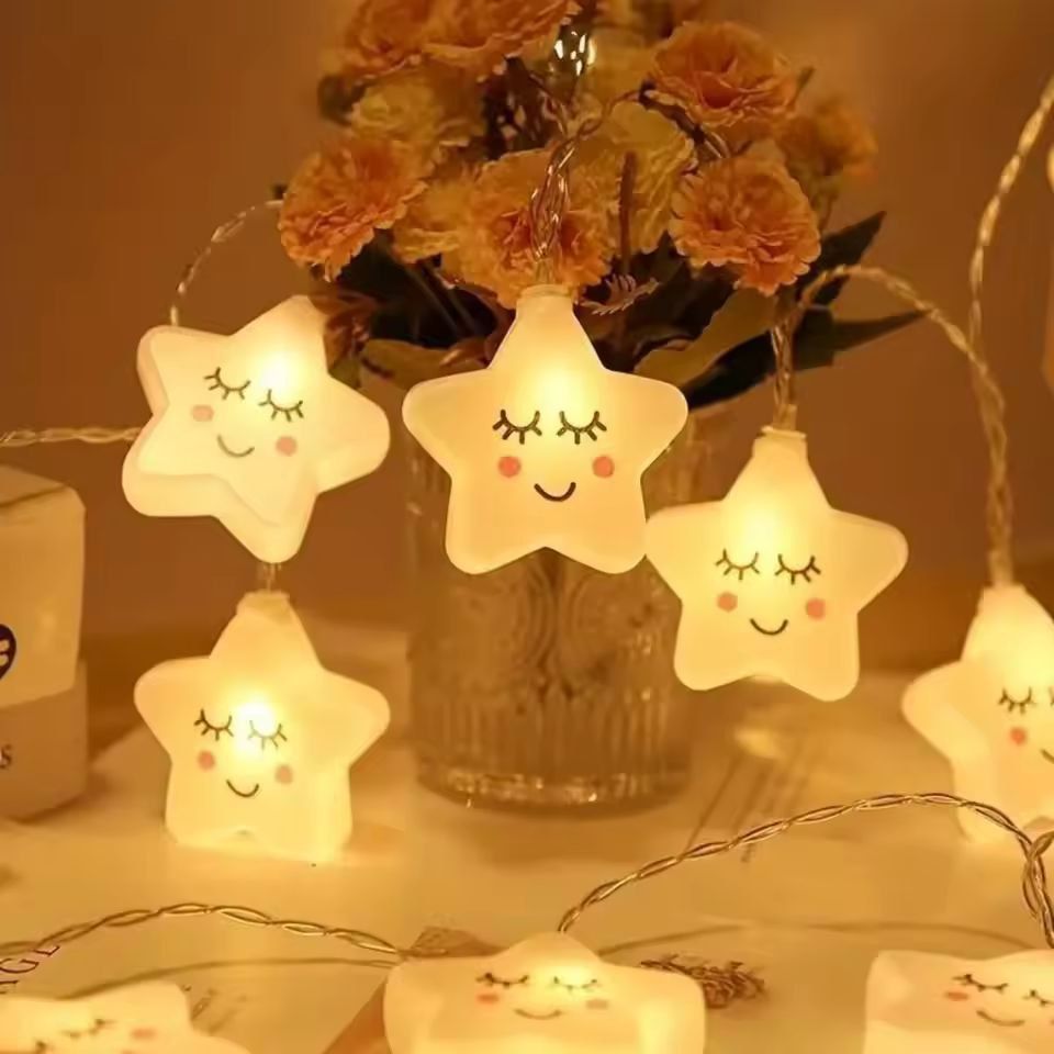 CozyStar Battery-Powered Star LED String Lights