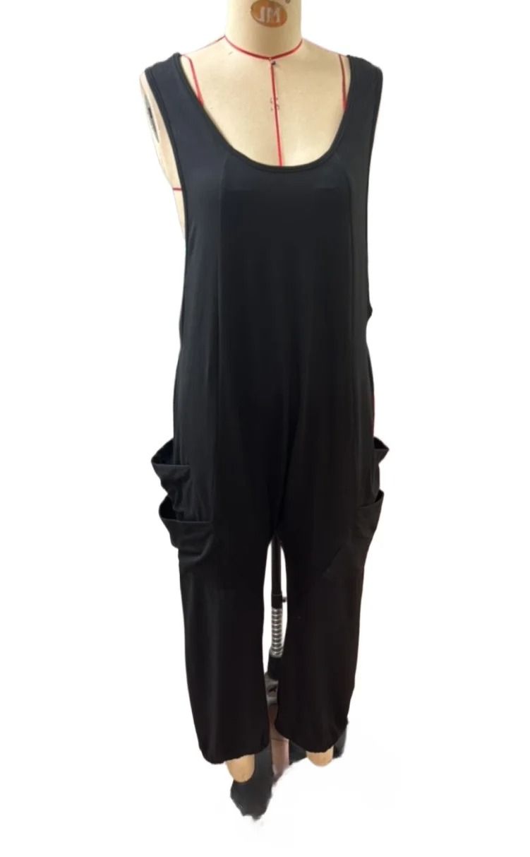 Casual Sleeveless Loose Harem Jumpsuit with Wide Leg Trousers