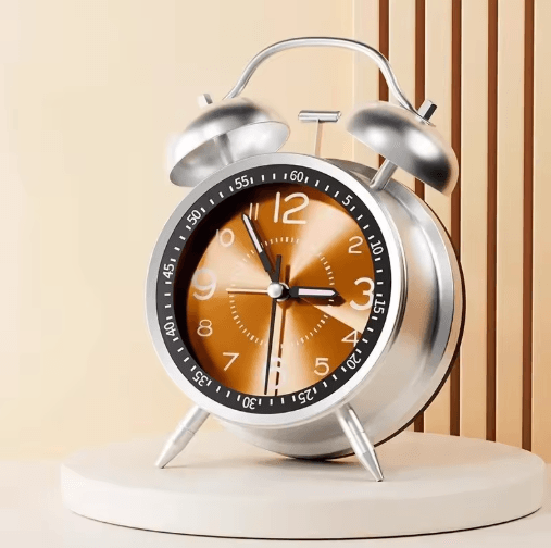 4.5 Inch Twin Bell Loud Metal Alarm Clock with 3D Dial and Backlight – Retro Battery Operated Desk Clock