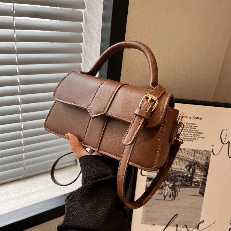 Fashion Crossbody Bags PU Leather Shoulder Bag for Women Vintage Underarm Satchel Square Handbag