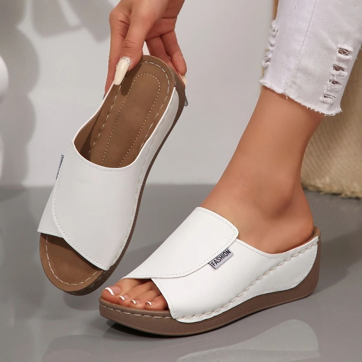 Women Casual Low Heel Peep Toe Wedge Sandals Summer Fashion Footwear