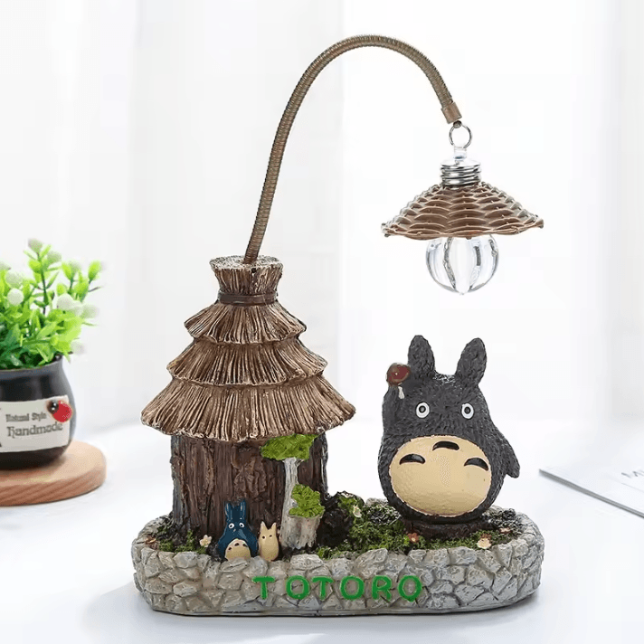 Cartoon Wooden House Night Light – Anime-Inspired Mini LED Desk Lamp Decor