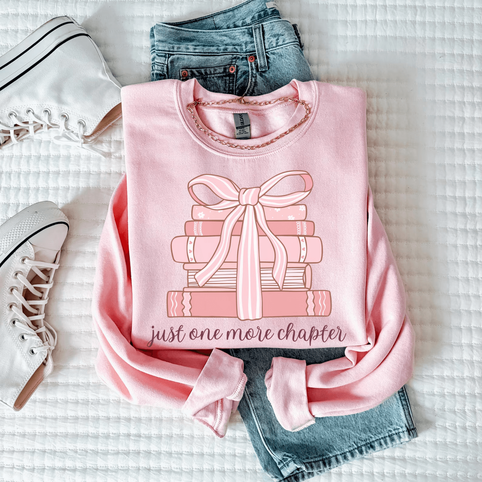 Books And Bows Shirt for Women Book Lover Bow Reading Tee Cute Bookish Casual Top