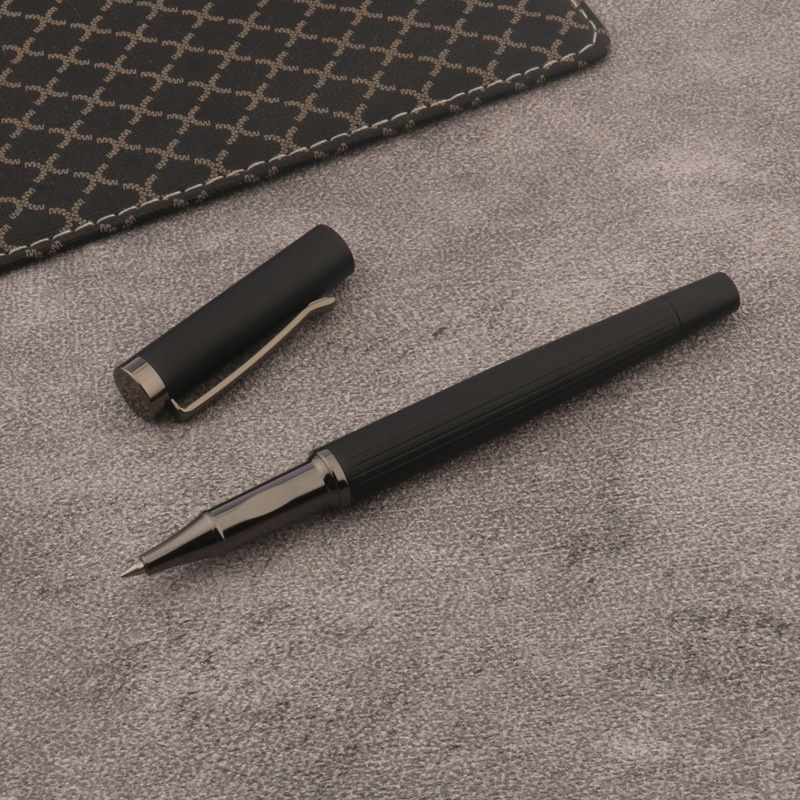 Matte Black Roman Column Luxury Metal Pen Premium Ballpoint Writing Pen