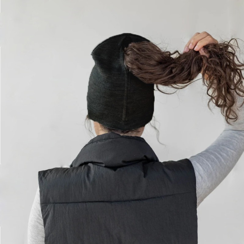 Wool Cap with Magnetic Opening, Automatic Knitted Ponytail Cap for Women