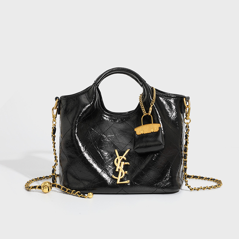 Premium Handbag with Diamond Grid Embroidery, Large Capacity Vegetable Basket Bag, Chain Bar Crossbody