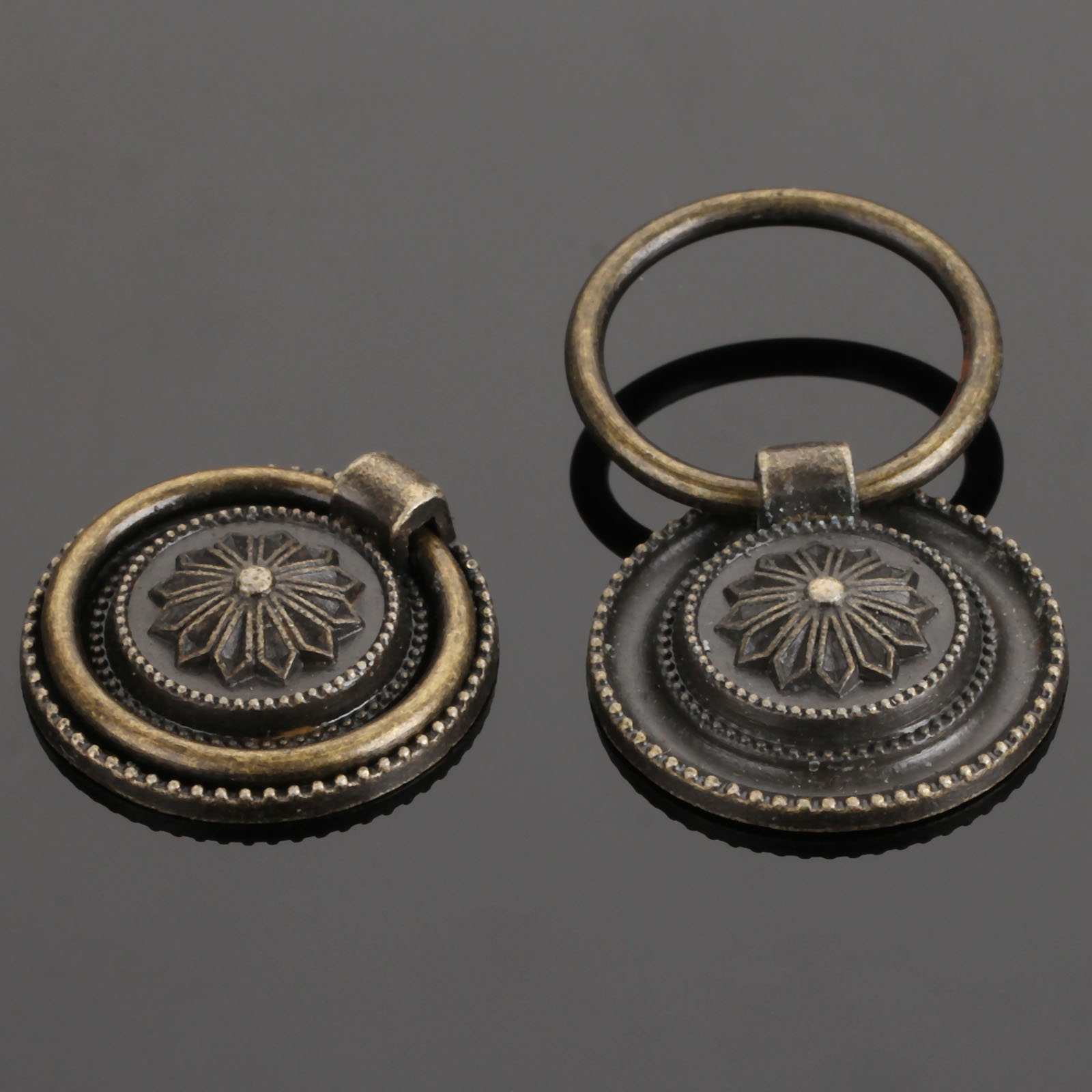 Vintage Ring Pull Cabinet Knobs Pack Antique Bronze Drawer Handles with Screws