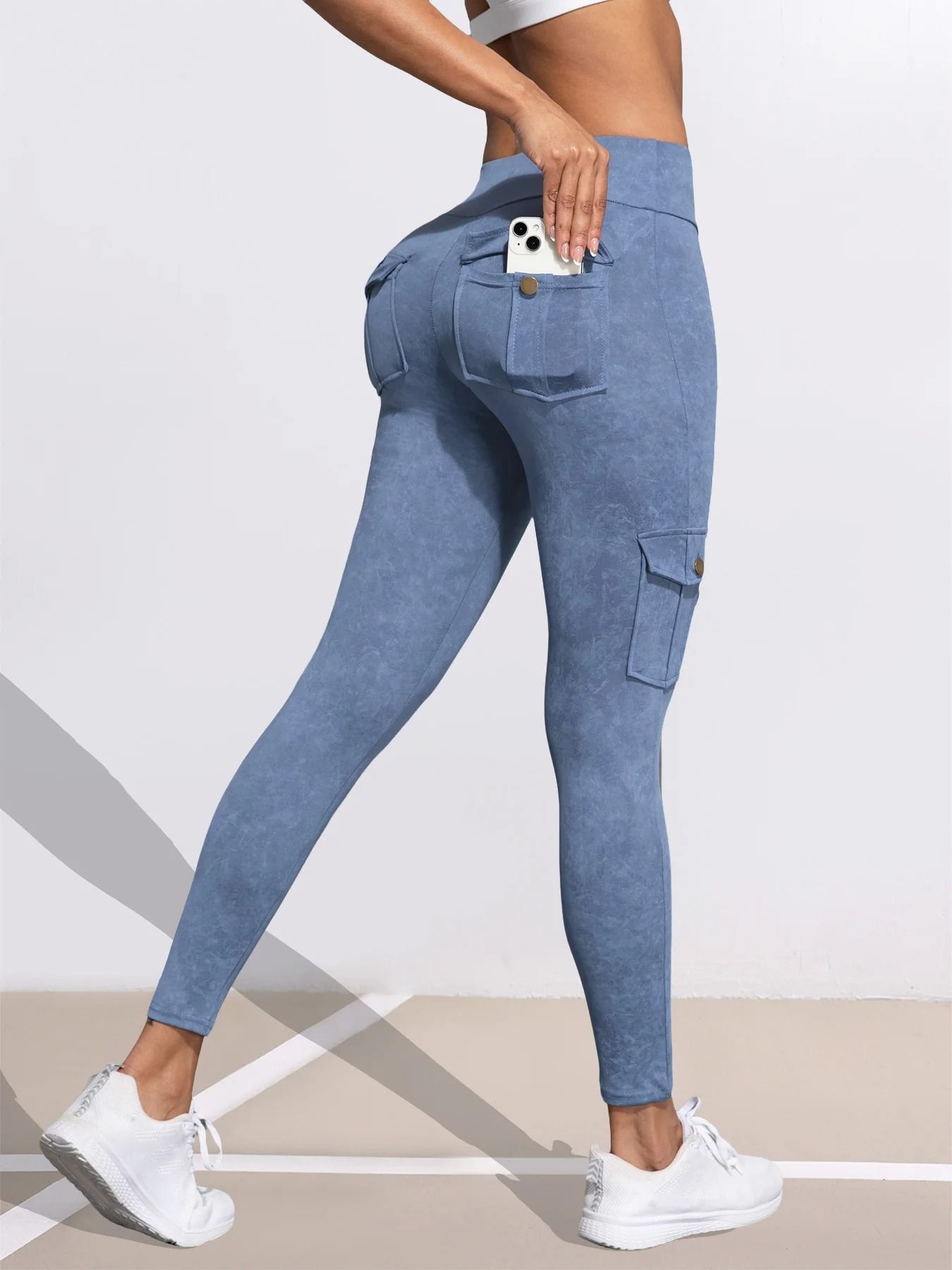 Womens Butt Lifting Leggings with Side Pocket and Washed Print Design