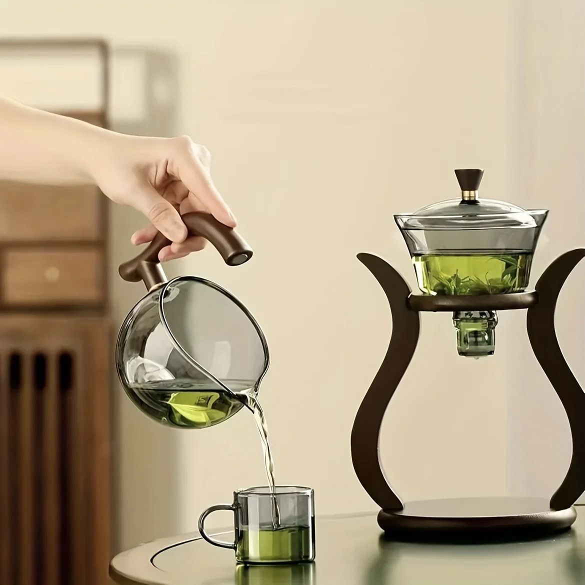 Glass Tea Set Semi Automatic Drip Teapot with Infuser and Teacups