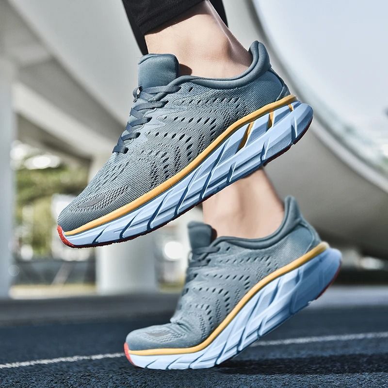Mens Lightweight Running Shoes Breathable Cushioned Fitness and Outdoor Footwear