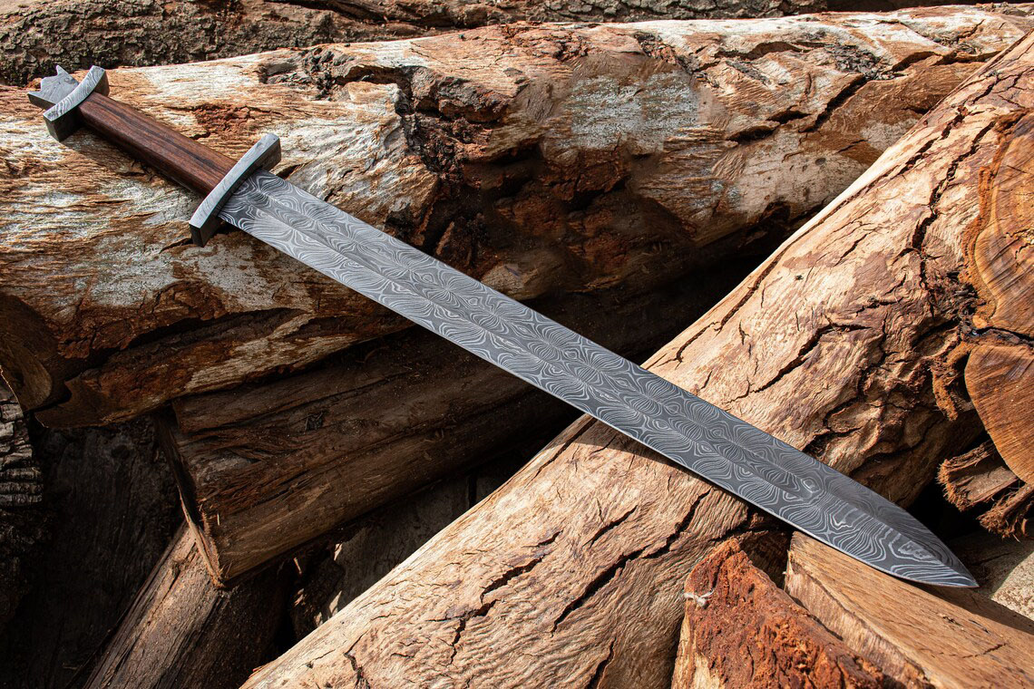 Custom Handmade Premium Sword with Decorated Rosewood & Damascus Handle – With Damascus Guard & Pommel