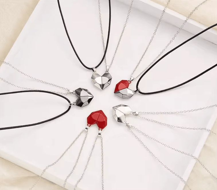 EternalBond 2-Piece Magnetic Heart Couple Necklace – Silver Love Pendant Set for Valentines & Special Occasions
