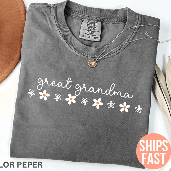 Great Grandma Shirt Floral Comfort Colors Gift Tee for New Great Grandma