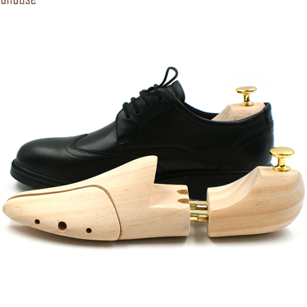 Men's and Women's Shoe Trees Twin Tube Adjustable New Zealand Pine Wood Shoe Tree