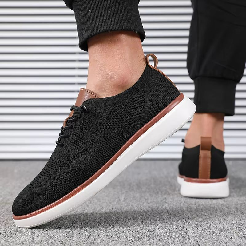 DayStride Lightweight Knitted Walking Shoes