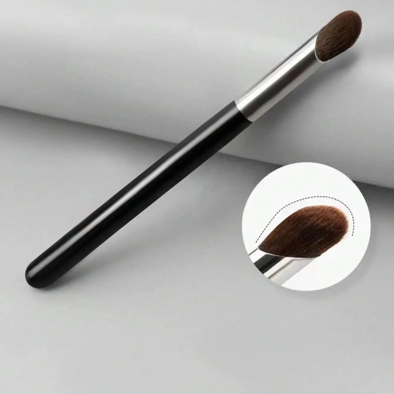 Precision Round Head Concealer Makeup Brush
