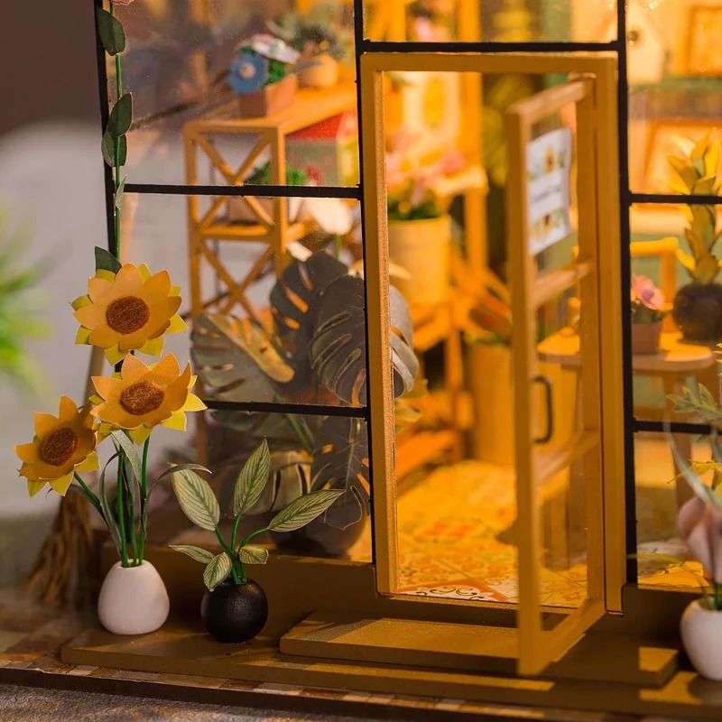 Mini Doll House Kit DIY Flower House