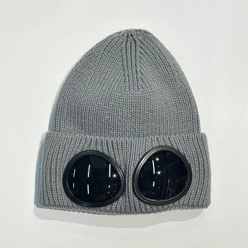 Thermal Knitted Beanie with Integrated Protection Glasses