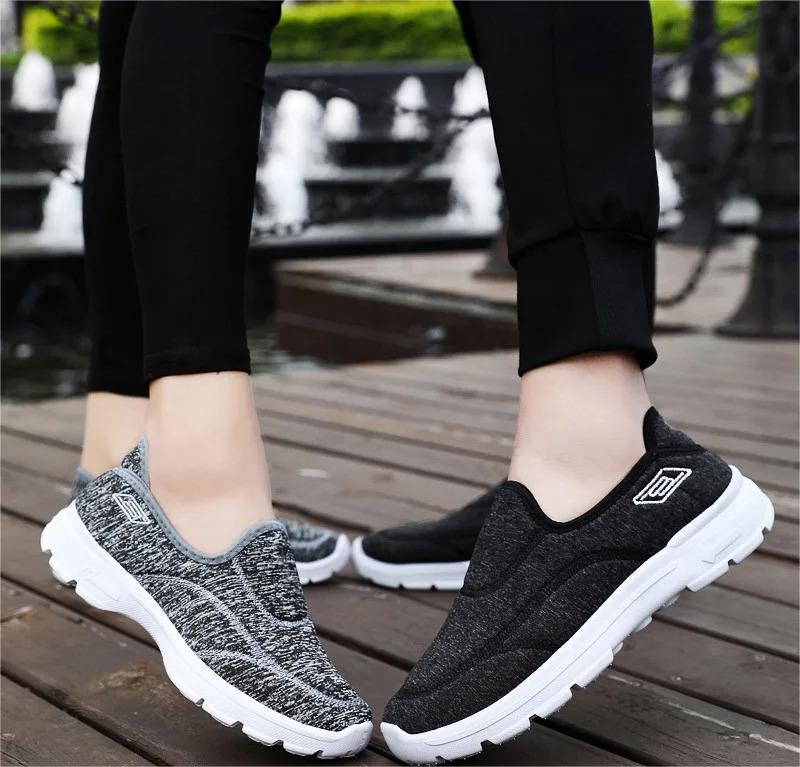 Lightweight Soft Soled Breathable Women Trainers Comfortable Non Slip Flex Sneakers