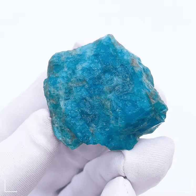 Natural Blue Apatite Raw Crystal Stones – 100g Healing Mineral for Decor & Crafts