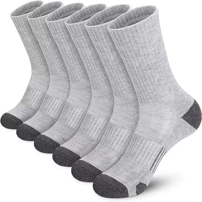 Men's Premium Outdoor Athletic Socks – Breathable, Ground-Gripping, and Cushioned Performance Wear