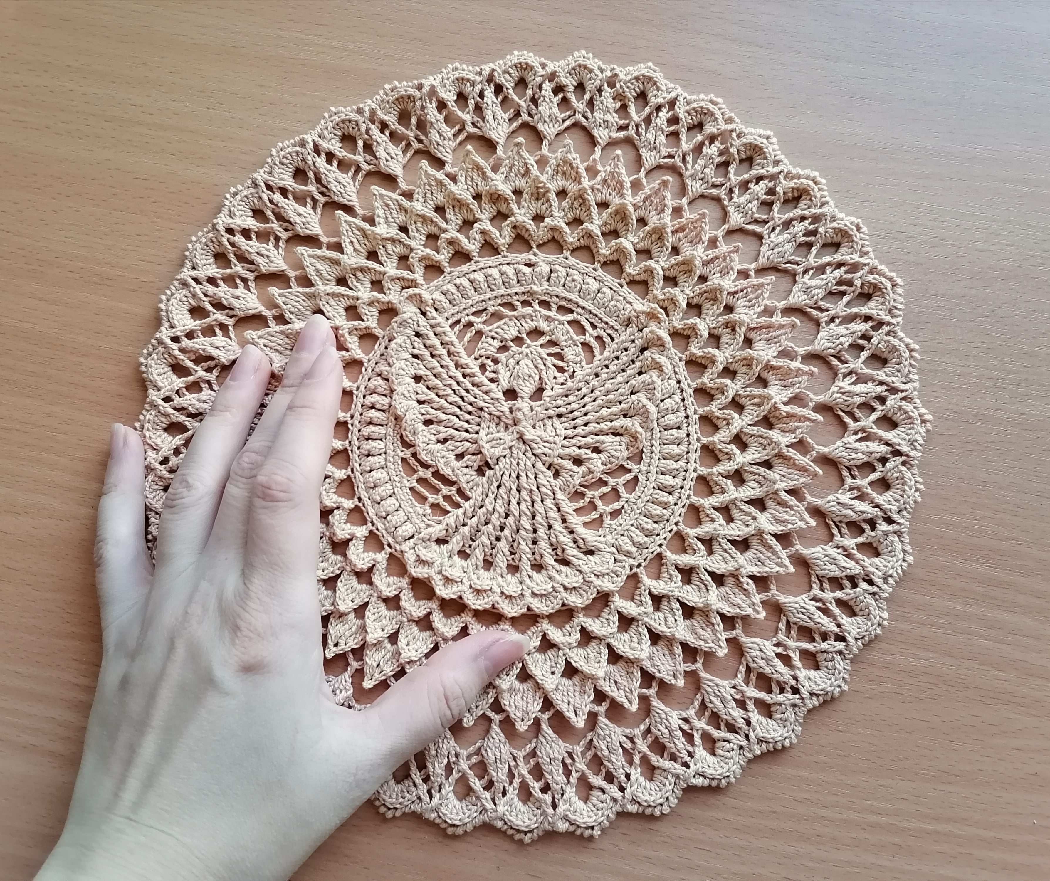 Angel doily crochet pattern