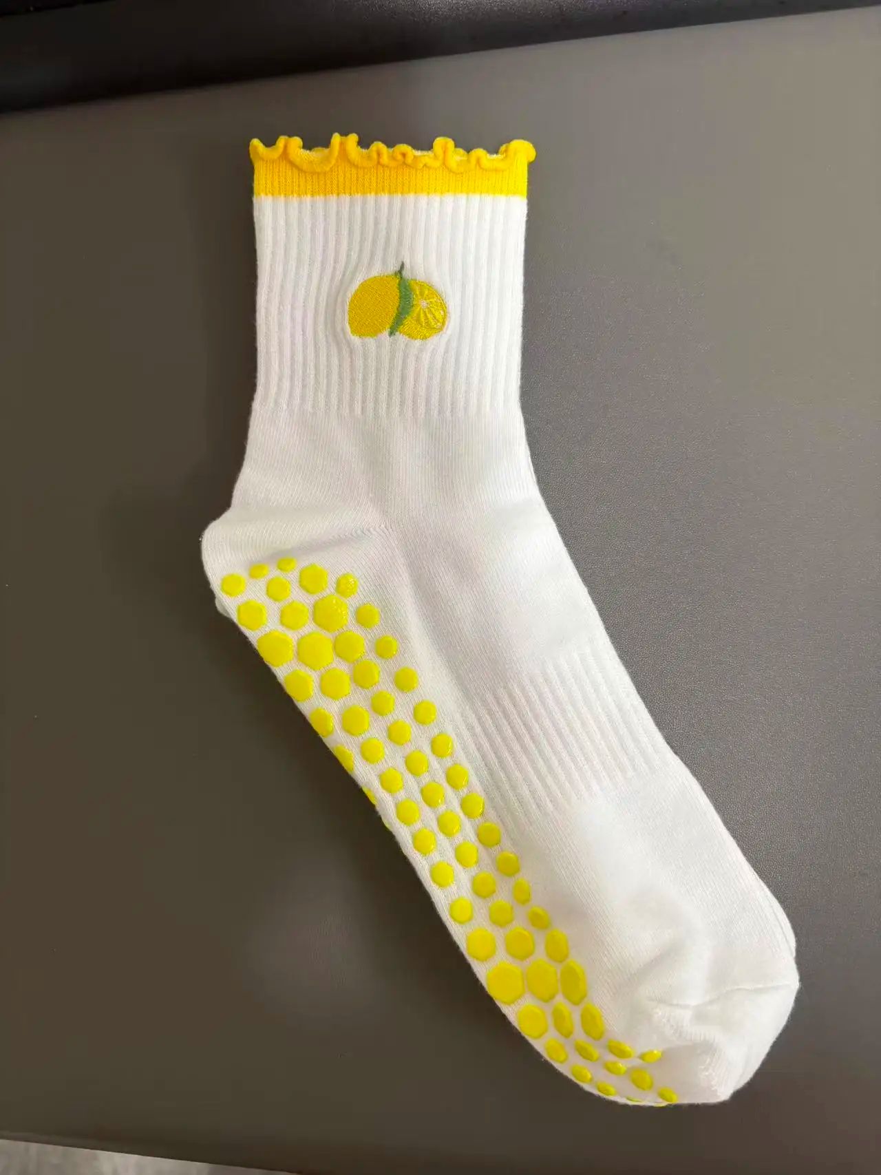 Womens Knitted Embroidered Non-Slip Yoga Socks EU 36–43 – Silicone Grip Pilates & Fitness Mid-Calf Socks