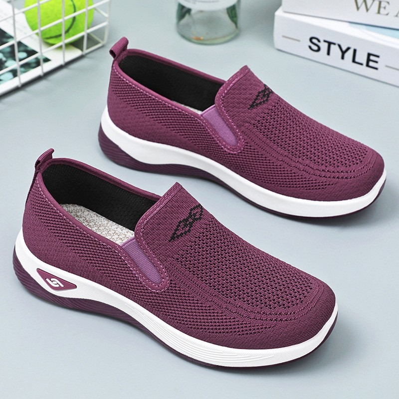 Breathable Shoes for Women, Lightweight Summer Comfort Casual Footwear for Middle-Aged Mothers, Non-Tiring Cloth Shoes