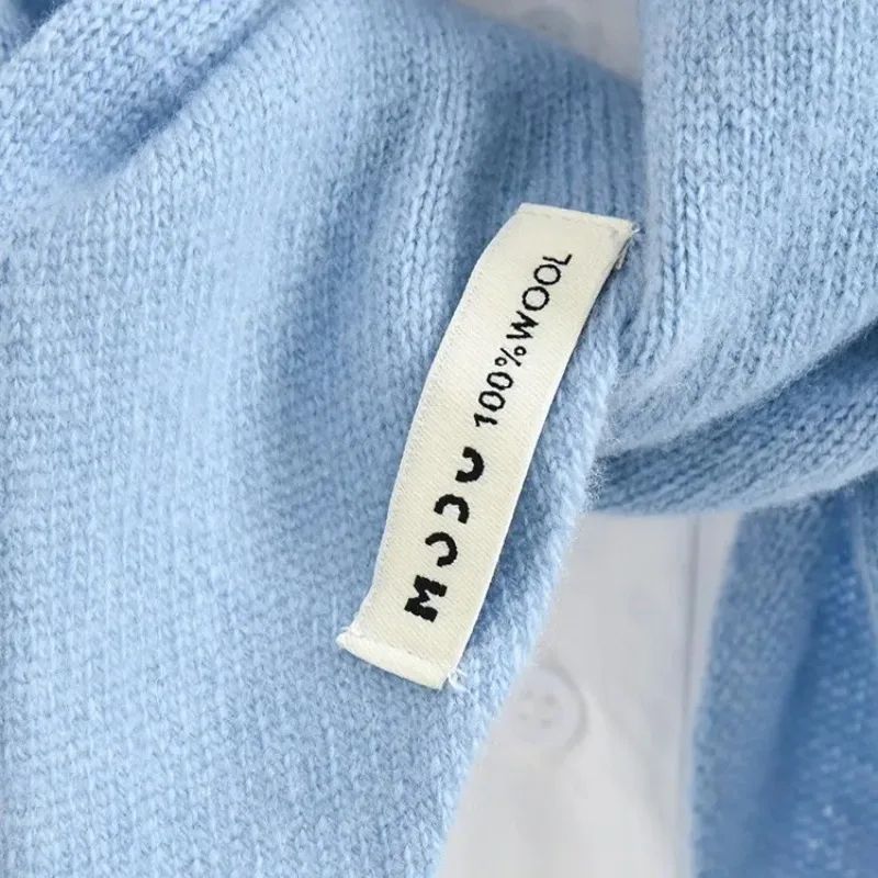 Australian Wool Knitted Triangle Scarf – Women's Warm Autumn Winter Neck Shawl