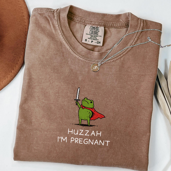 Funny Frog Pregnancy Announcement Shirt Cute Mom to Be Reveal Tee Future Mom Gift
