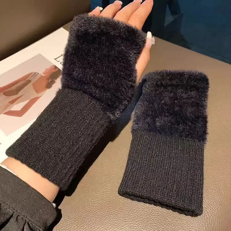 Womens Soft Mink Fleece Half Finger Glove, Plush Knitted Fingerless Wrist Mittens for Driving and Writing, Autumn Winter