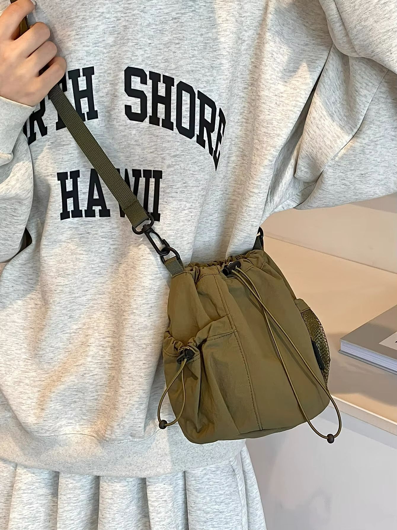 K-Style Niche Lightweight Nylon Drawstring Crossbody Bag