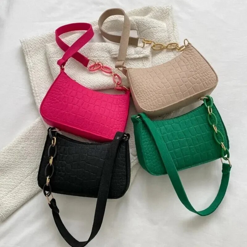 Retro Casual Small Square Shoulder Bag, Trendy, Compact, and Versatile Autumn Fashion