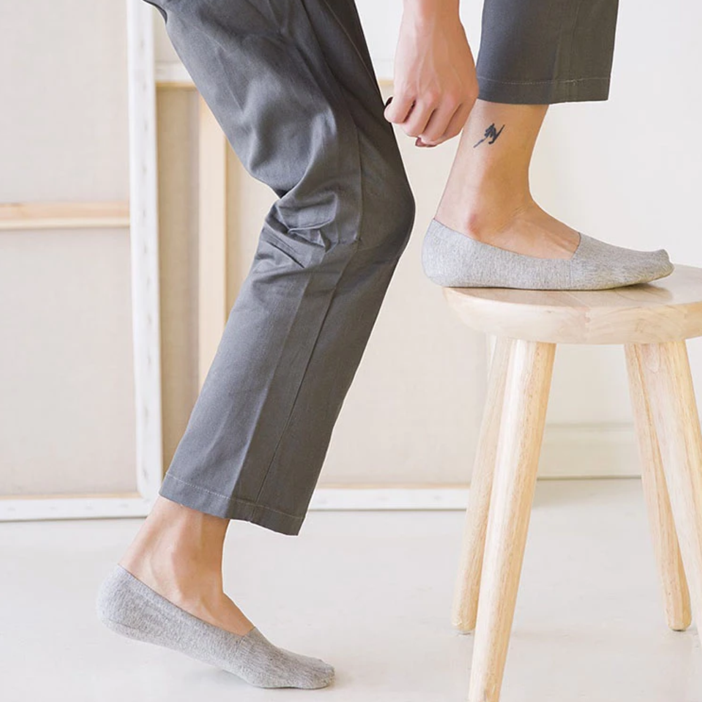 Snug Fit Sweat-Free Anti-Slip No Show Socks