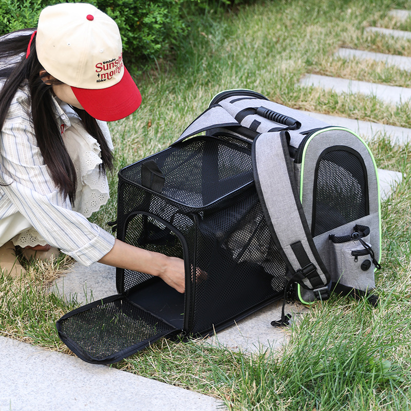Breathable Mesh Pet Carrier Backpack Expandable Cat Carrier Bag for Hiking and Travel