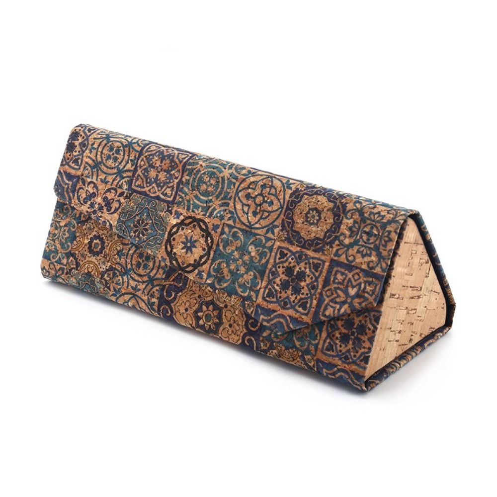 Retro Totem Folding Triangle Glasses Case, Portable Travel Storage Box for Women, Stylish Sunglasses Box