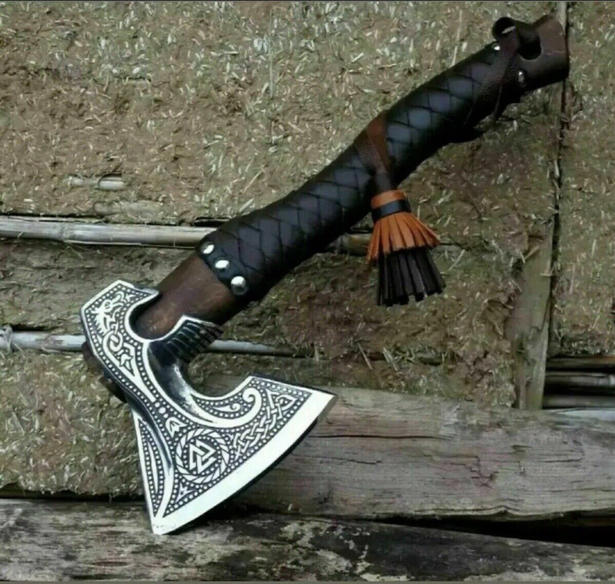 Custom Hand-Forged Viking Tactical Axe – 18