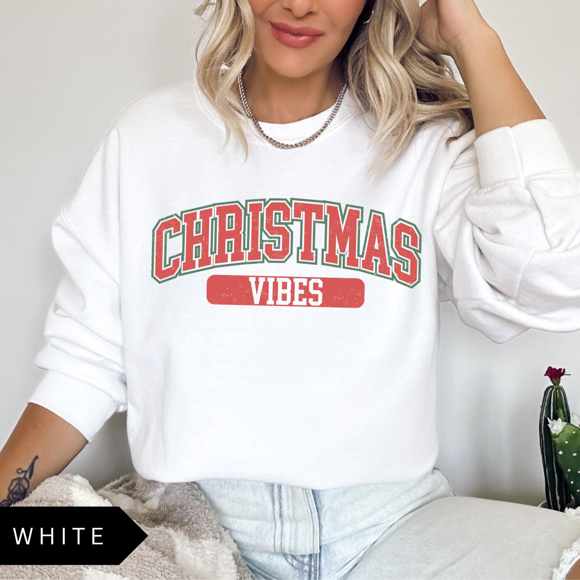 Retro Christmas Vibes Sweatshirt, Cute Christmas Sweatshirt, Christmas Crewneck, Holiday Sweater, Christmas Gift