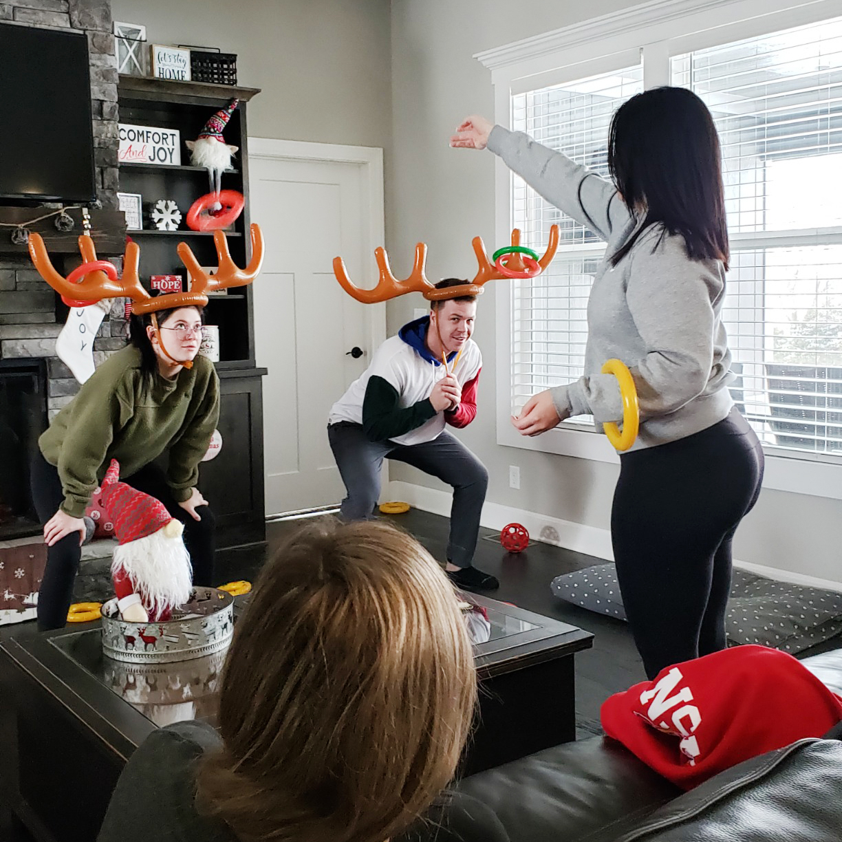 Christmas Party Decor Supplies Inflatable Reindeer Antler Ring Toss Game Antler Shape Balloon Toys for Family Birthday