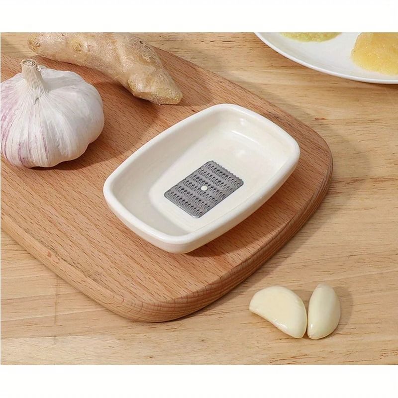 Manual Ginger Grater and Garlic Crusher Compact Kitchen Grinder Tool