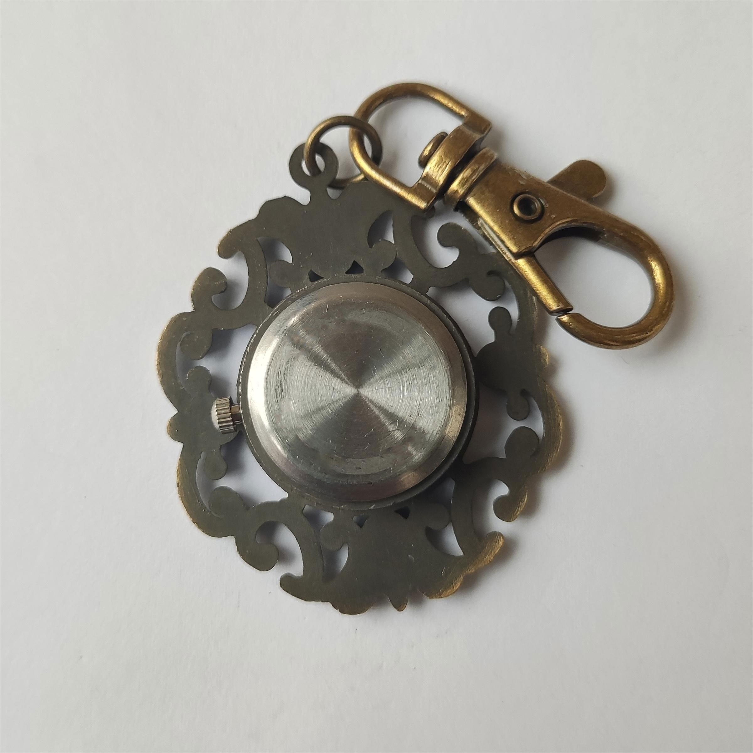 Retro Flower Pendant Watch Necklace Cute Quartz Jewelry Timepiece for Women and Students